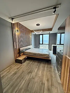 Satılır 2 otaqlı mənzil 88 m²