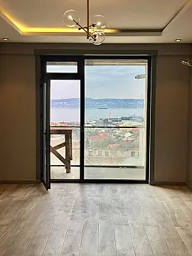 Satılır 2 otaqlı mənzil 88 m²