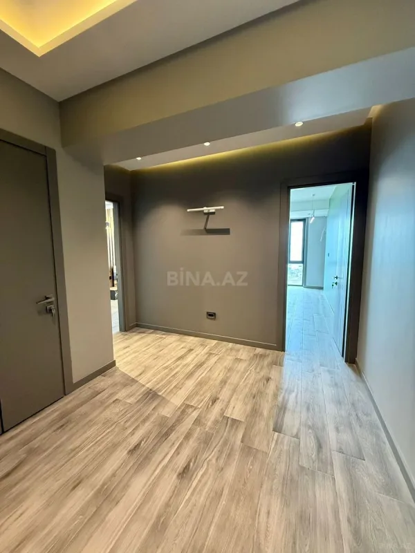 Satılır 2 otaqlı mənzil 88 m²