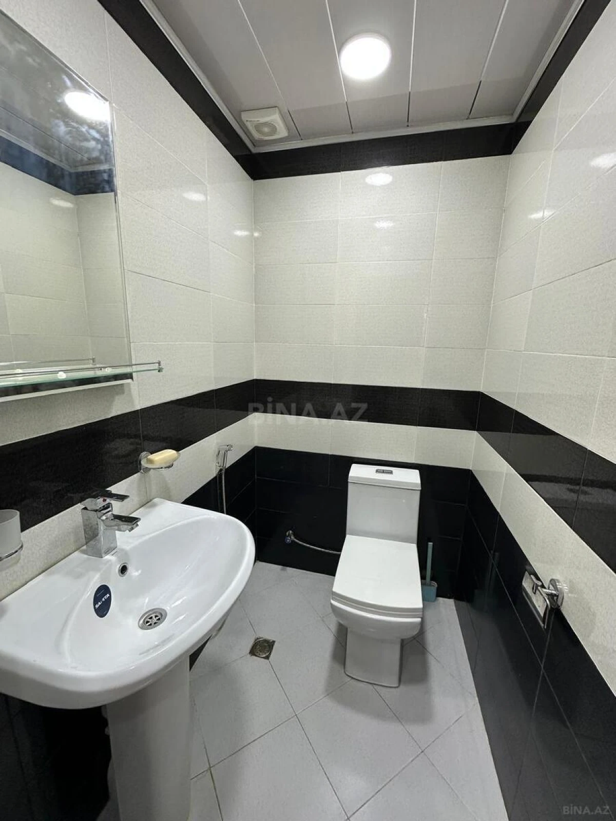 Satılır 3 otaqlı mənzil 84 m²