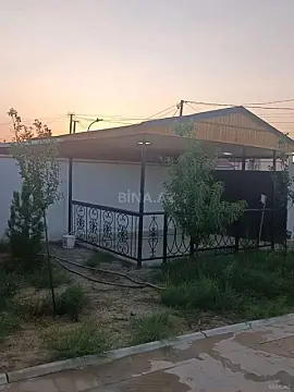 Satılır 6 otaqlı həyət evi 200 m²