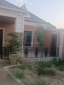 Satılır 6 otaqlı həyət evi 200 m²