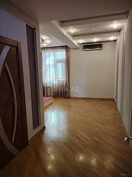 Satılır 4 otaqlı mənzil 223 m²