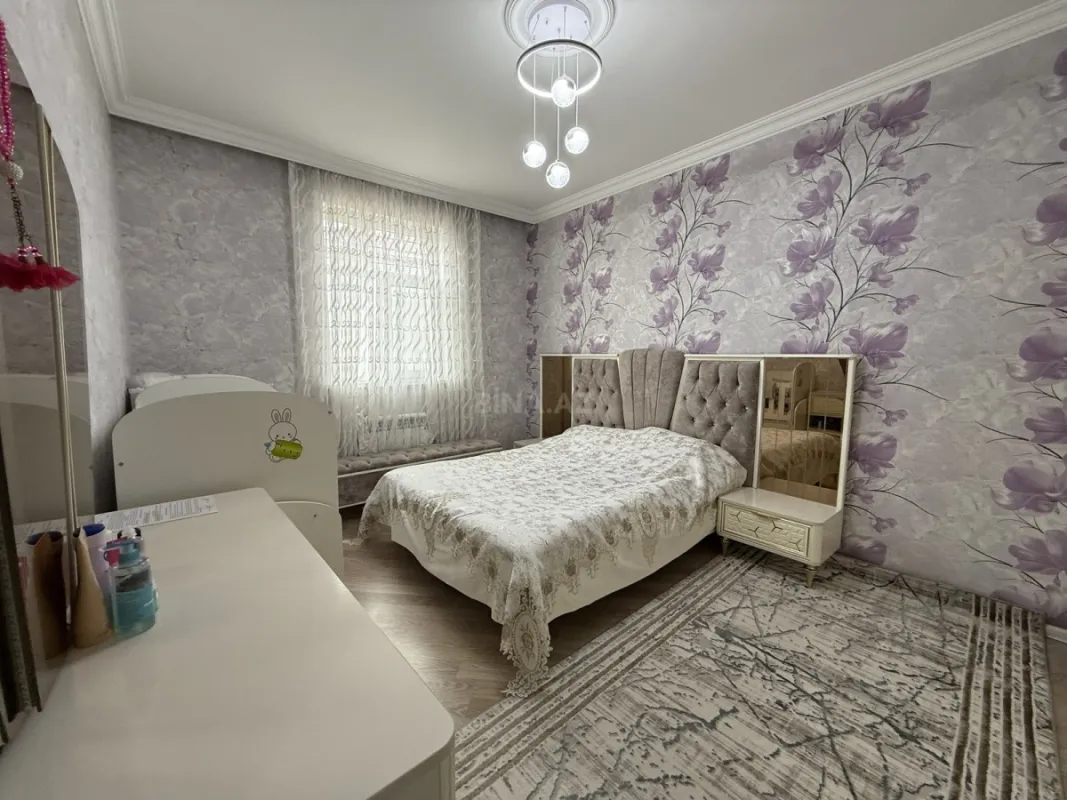 Satılır 4 otaqlı həyət evi 145 m²