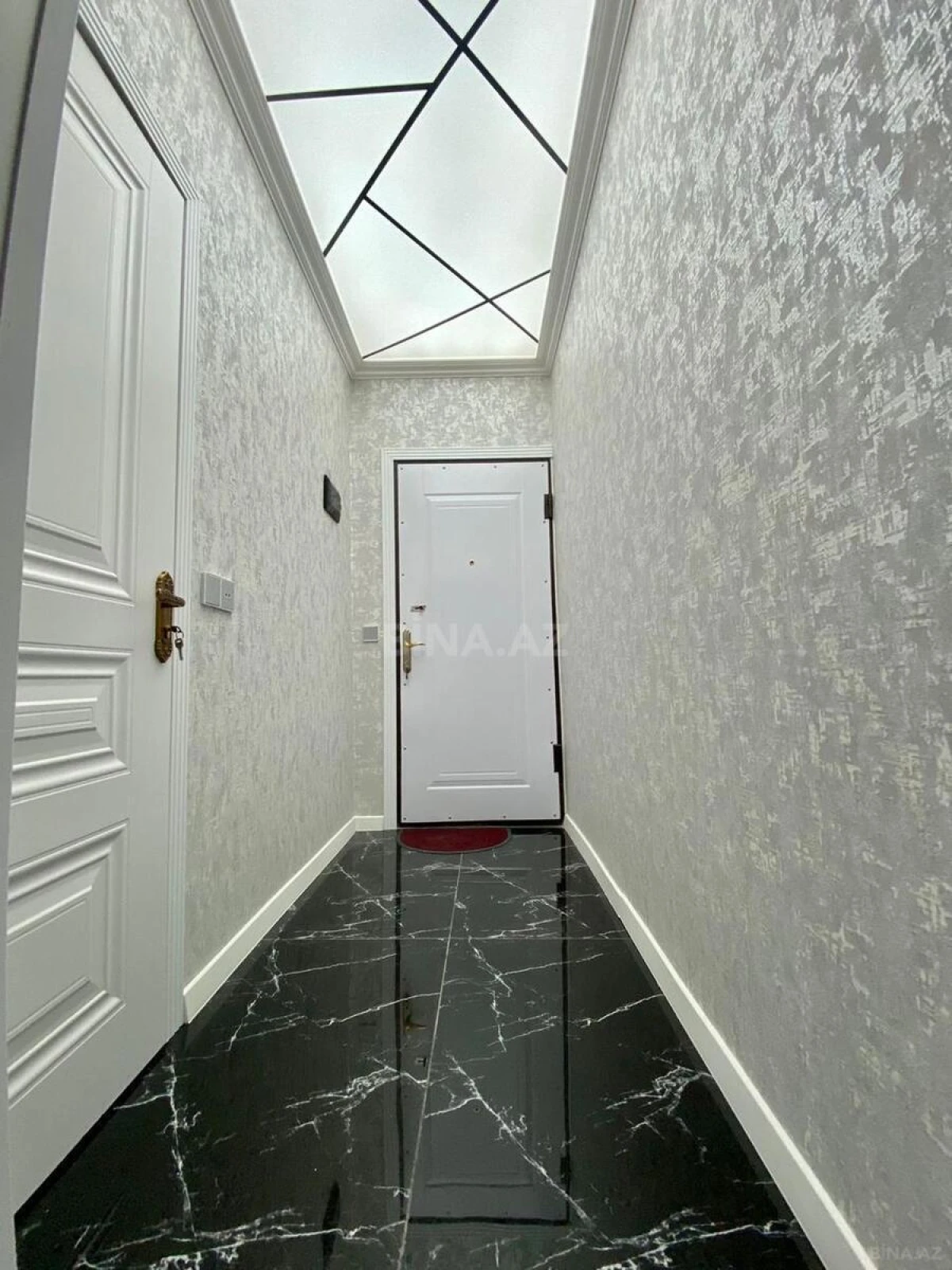 Satılır 2 otaqlı mənzil 55 m²