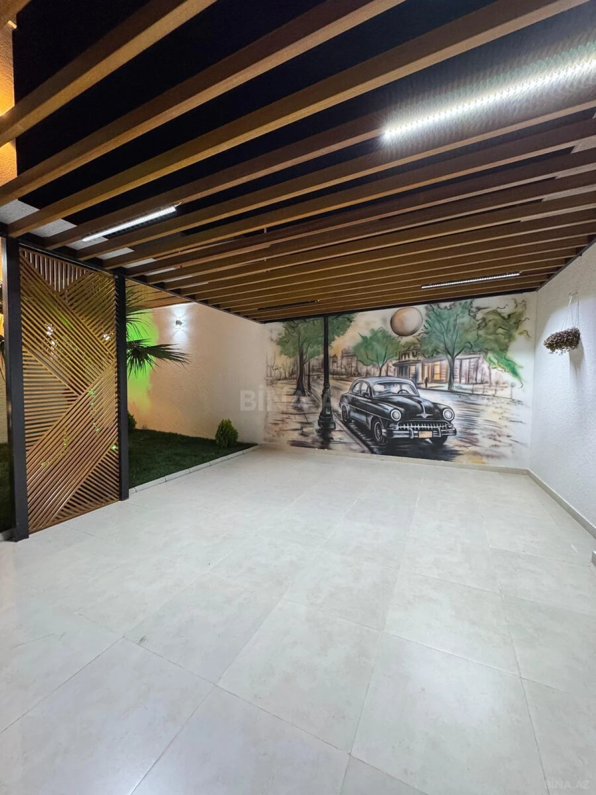 Satılır 5 otaqlı həyət evi 400 m²