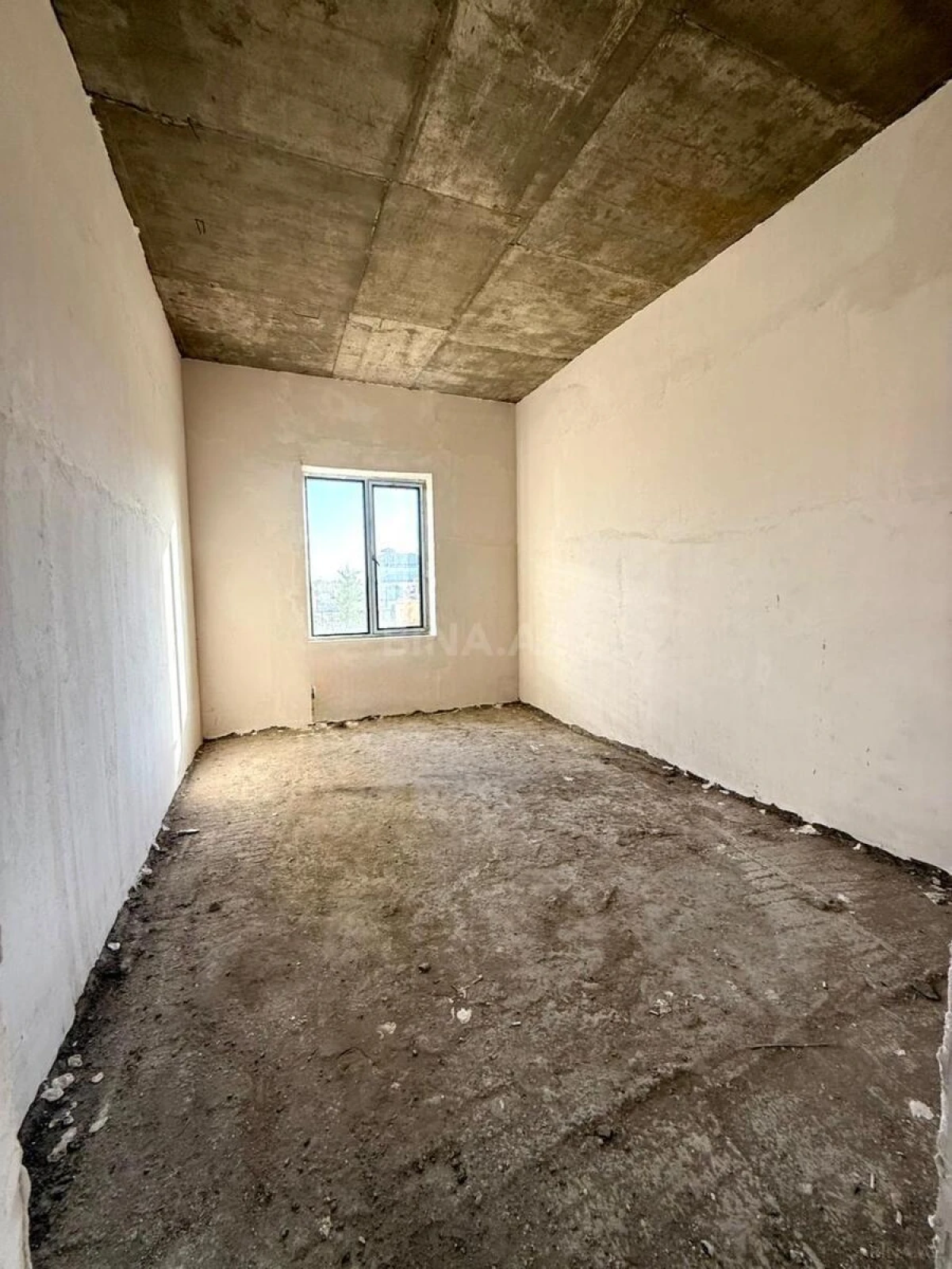 Satılır 10 otaqlı həyət evi 600 m²
