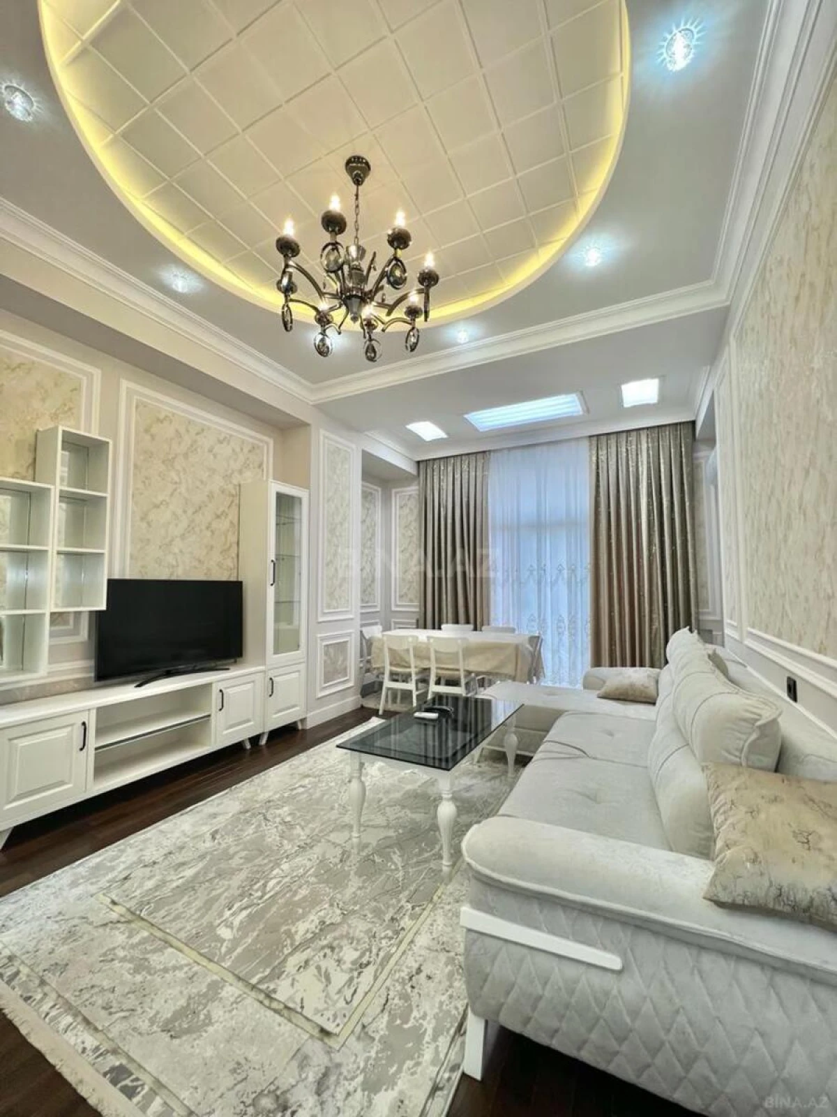 Kirayə verilir 2 otaqlı mənzil 65 m²