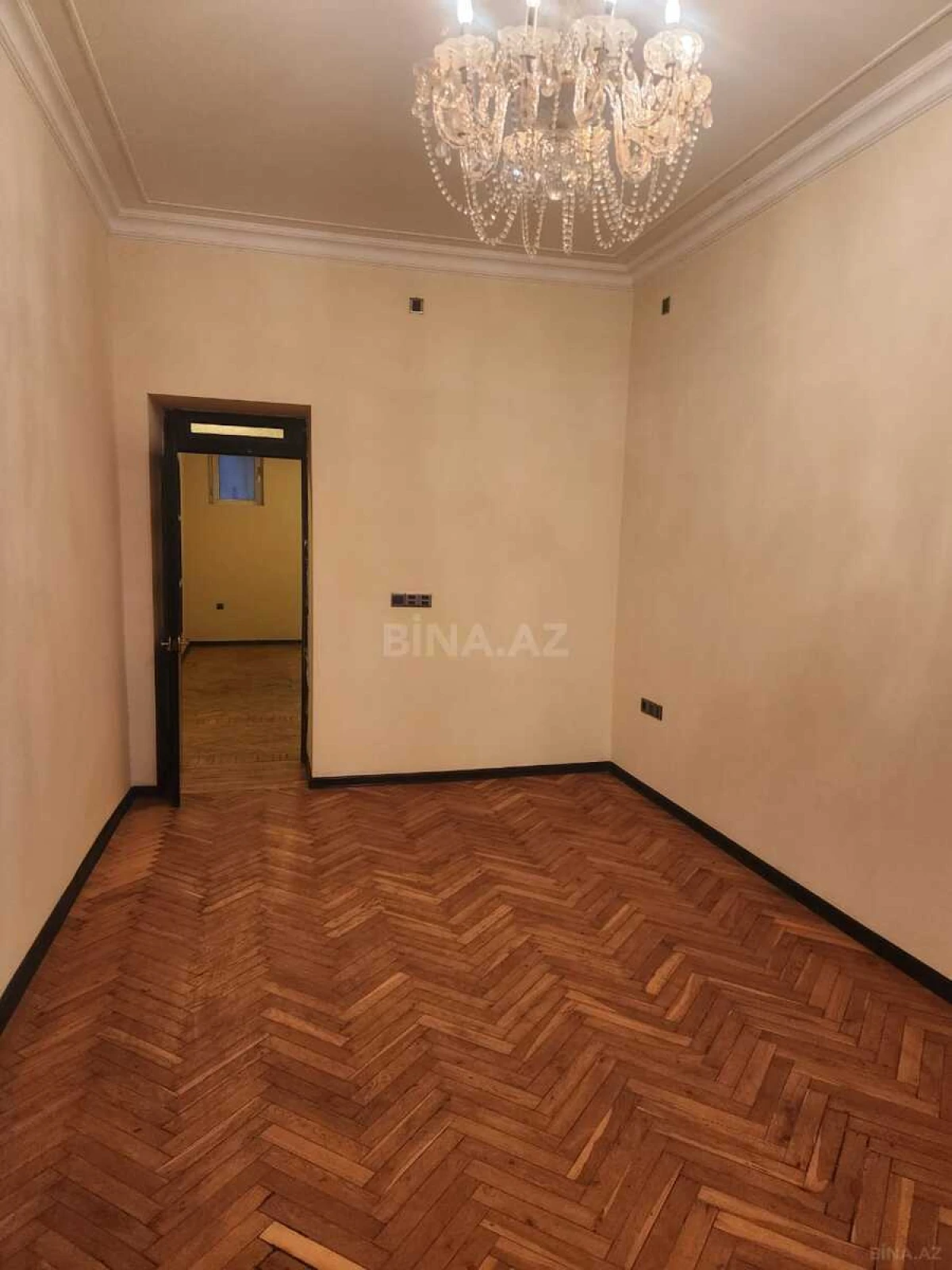 Satılır 3 otaqlı mənzil 90 m²