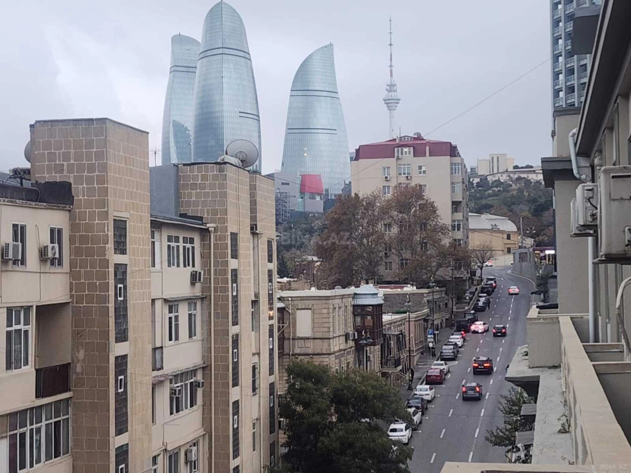 Satılır 3 otaqlı mənzil 90 m²