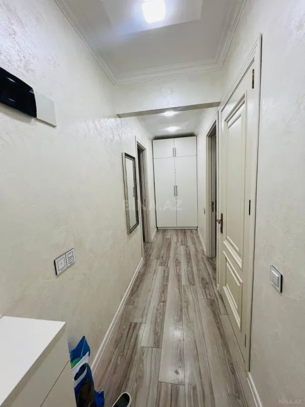 Satılır 2 otaqlı mənzil 58 m²