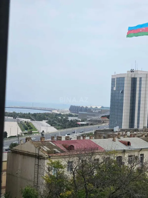 Satılır 2 otaqlı mənzil 99.3 m²