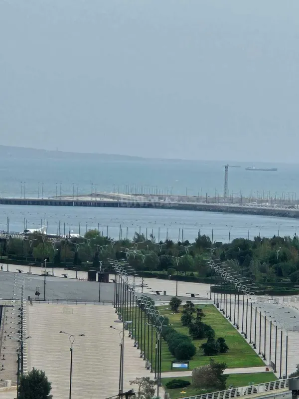 Satılır 2 otaqlı mənzil 99.3 m²