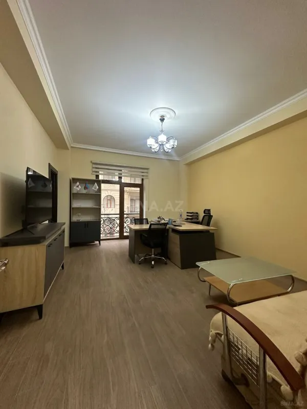 Satılır 2 otaqlı mənzil 95 m²
