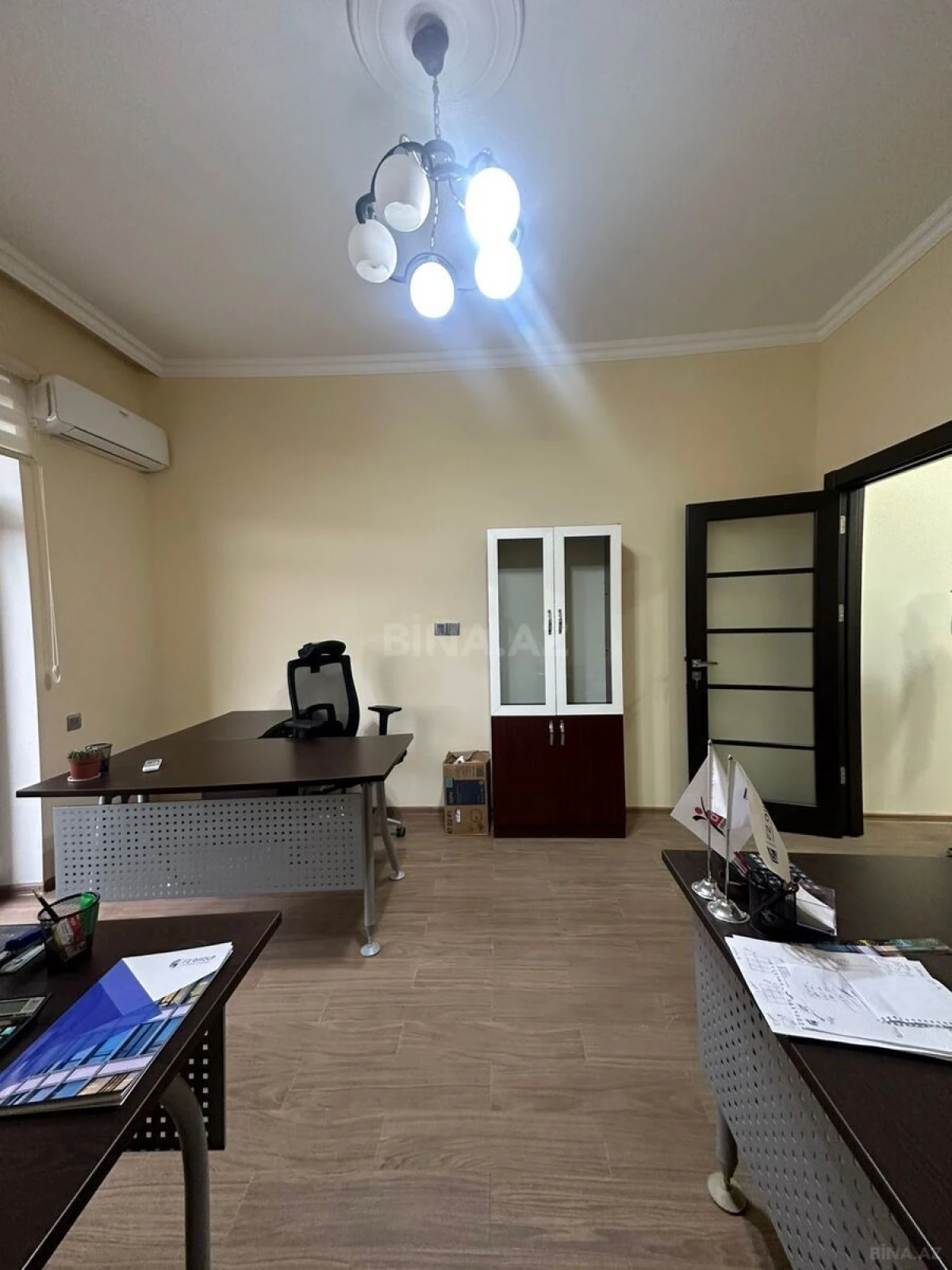 Satılır 2 otaqlı mənzil 95 m²