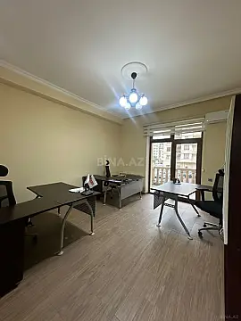 Satılır 2 otaqlı mənzil 95 m²
