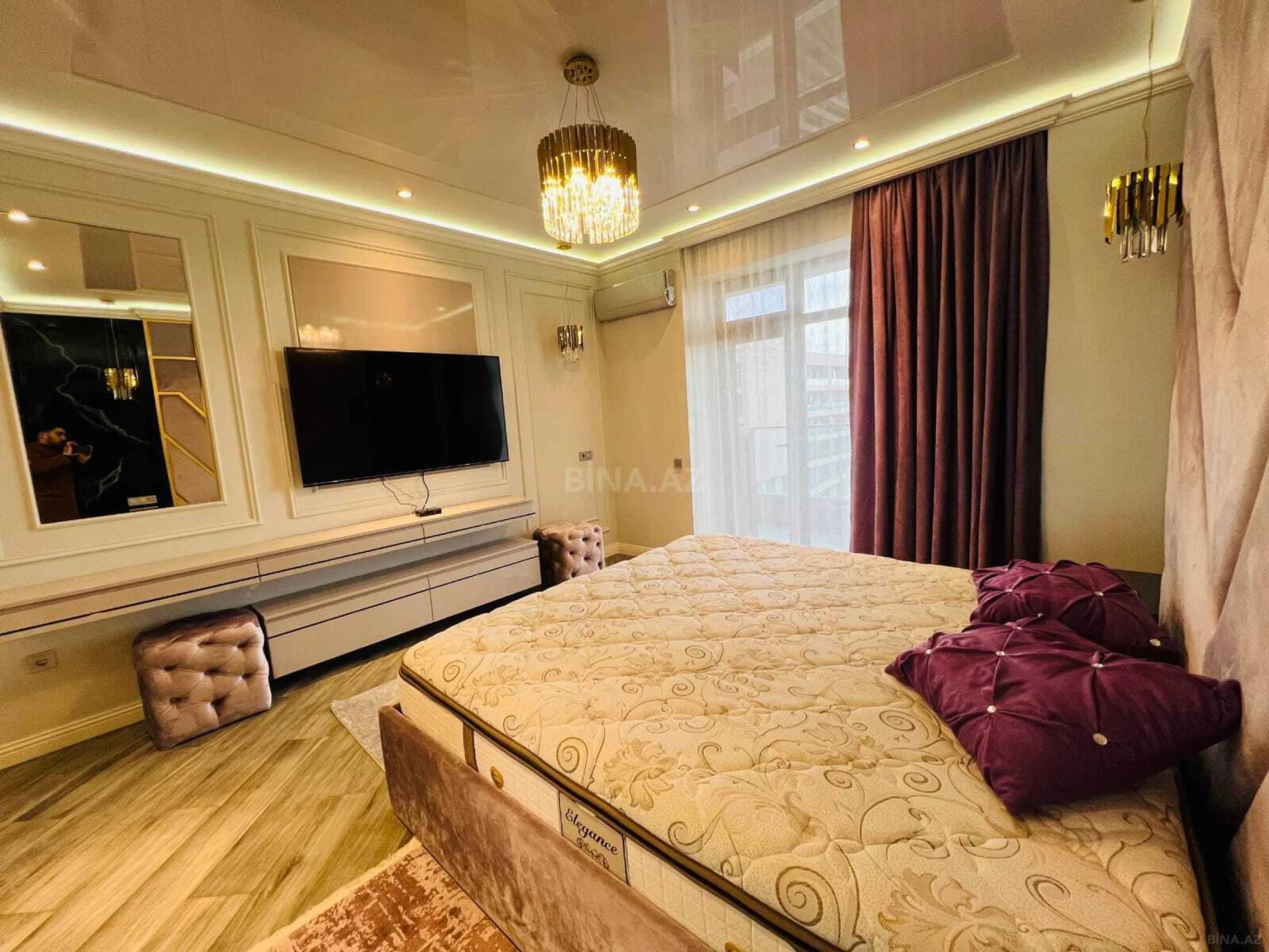 Kirayə verilir 3 otaqlı mənzil 178 m²