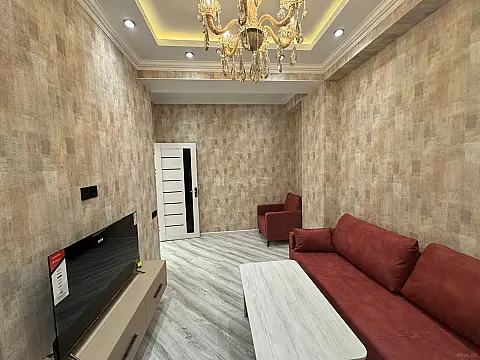 Kirayə verilir 2 otaqlı mənzil 65 m²