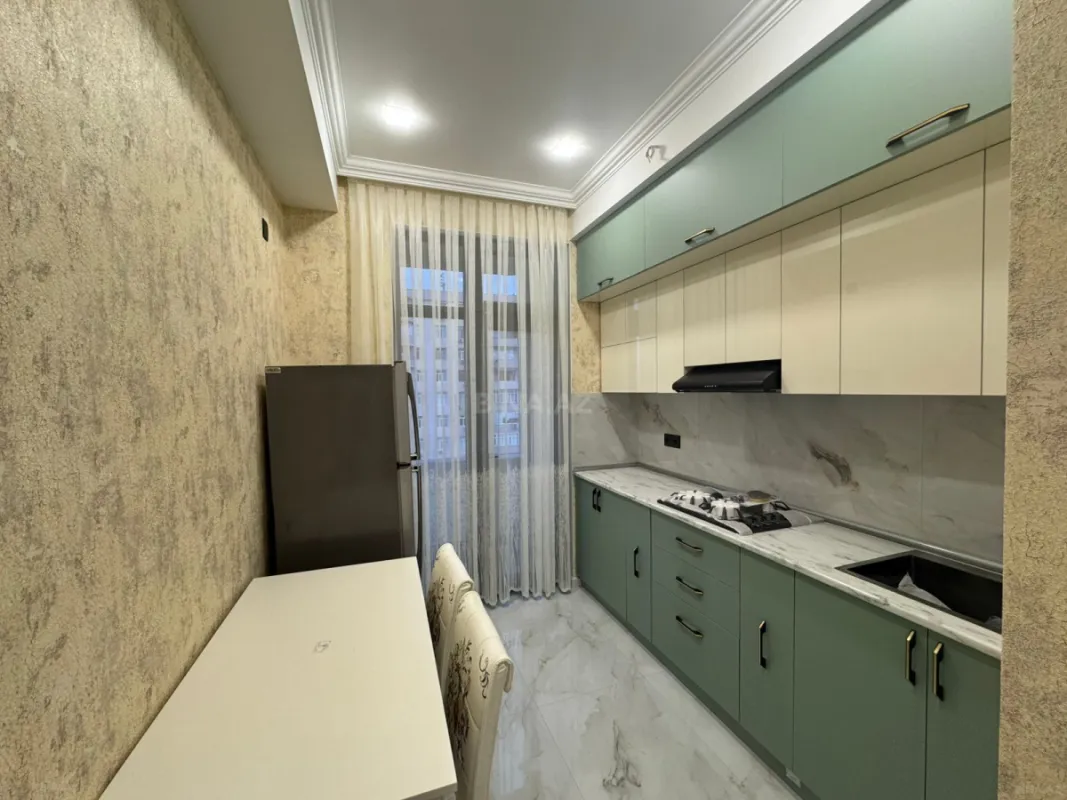 Kirayə verilir 2 otaqlı mənzil 65 m²