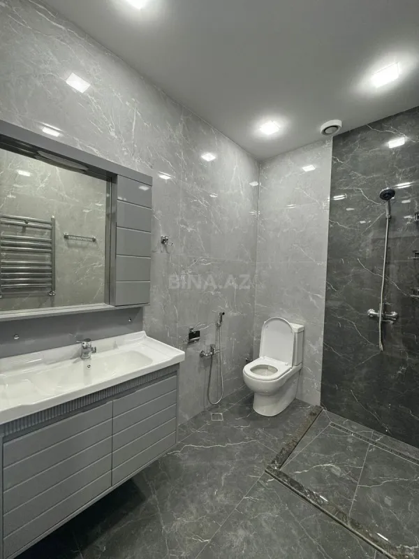 Kirayə verilir 2 otaqlı mənzil 65 m²