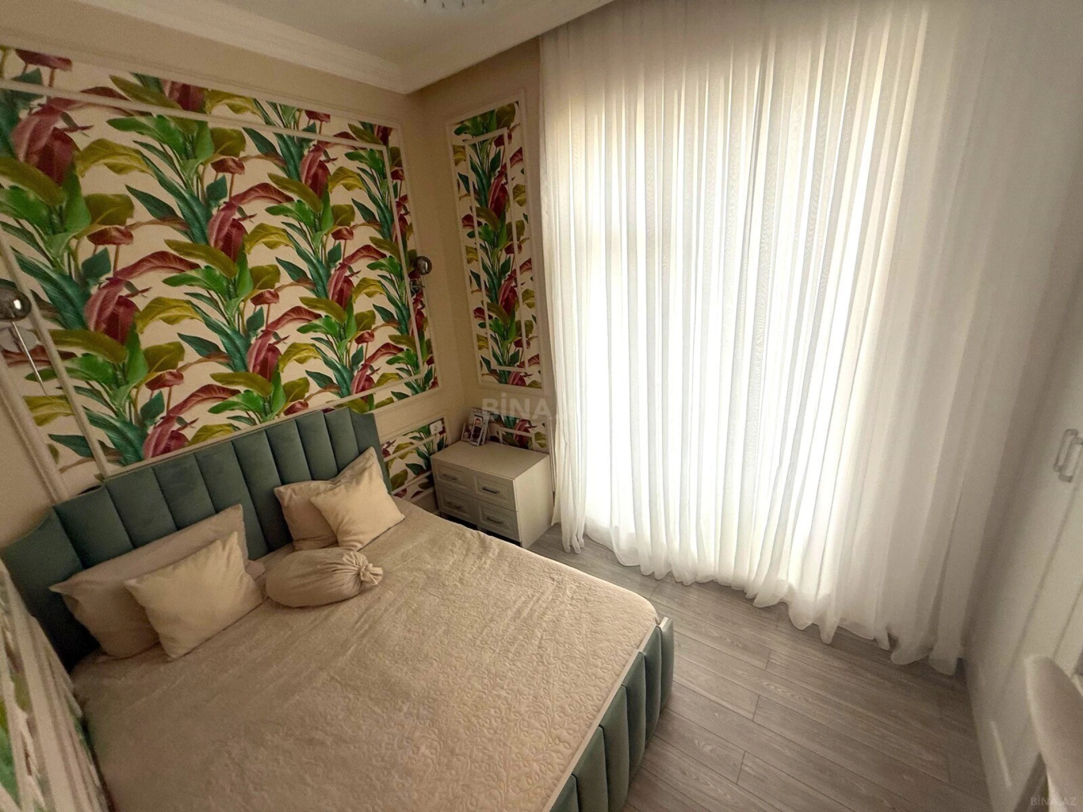 Satılır 6 otaqlı həyət evi 420 m²