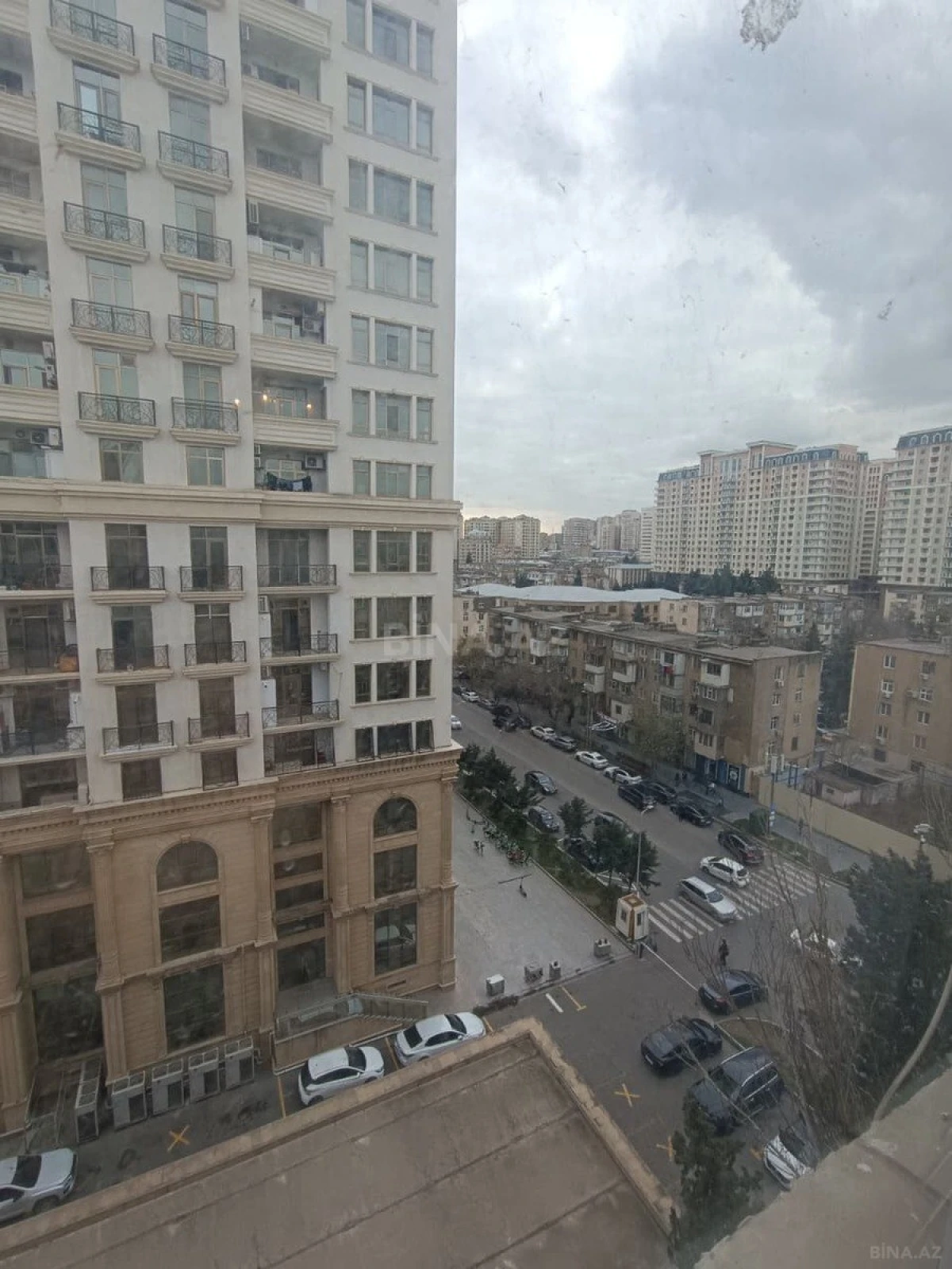 Satılır 3 otaqlı mənzil 72 m²
