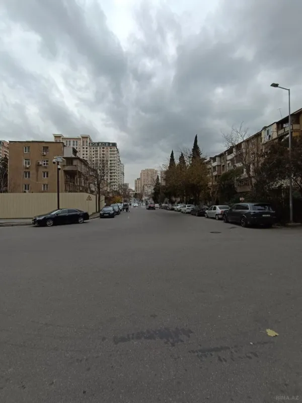 Satılır 3 otaqlı mənzil 72 m²