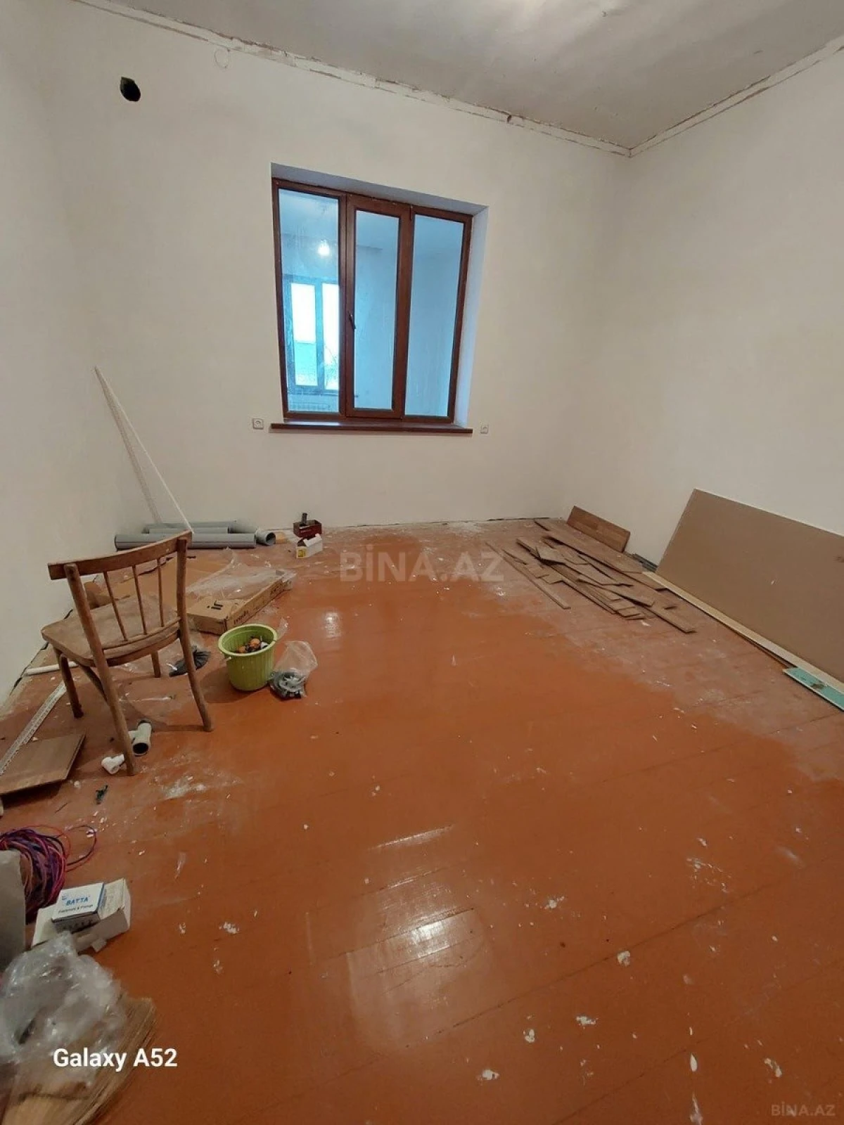 Satılır 10 otaqlı həyət evi 600 m²