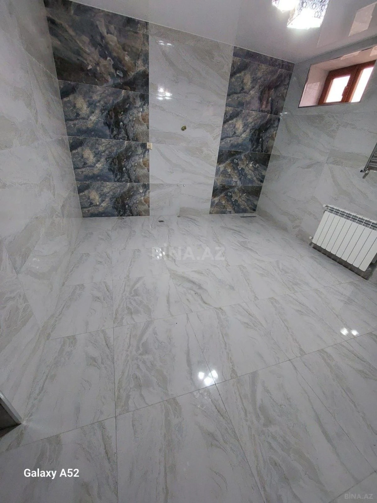 Satılır 10 otaqlı həyət evi 600 m²