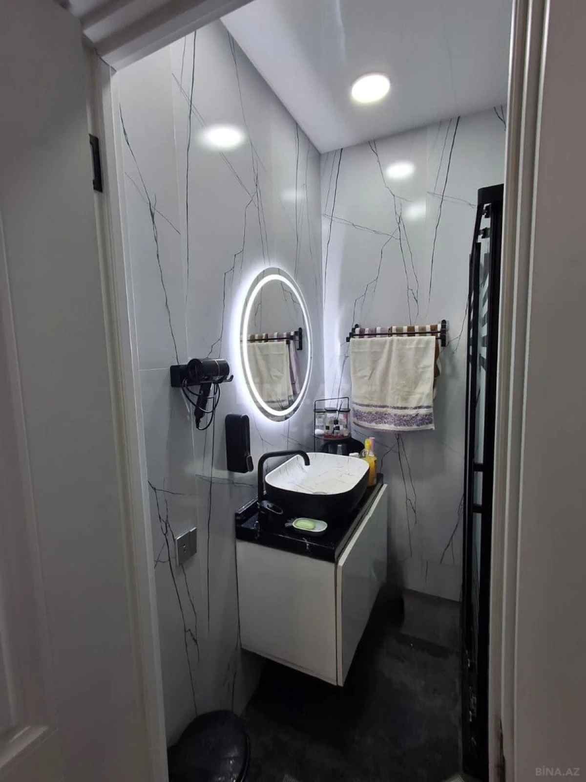 Satılır 3 otaqlı mənzil 67 m²