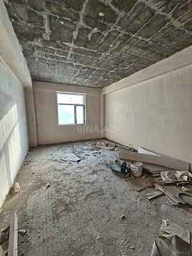 Satılır 4 otaqlı mənzil 135 m²