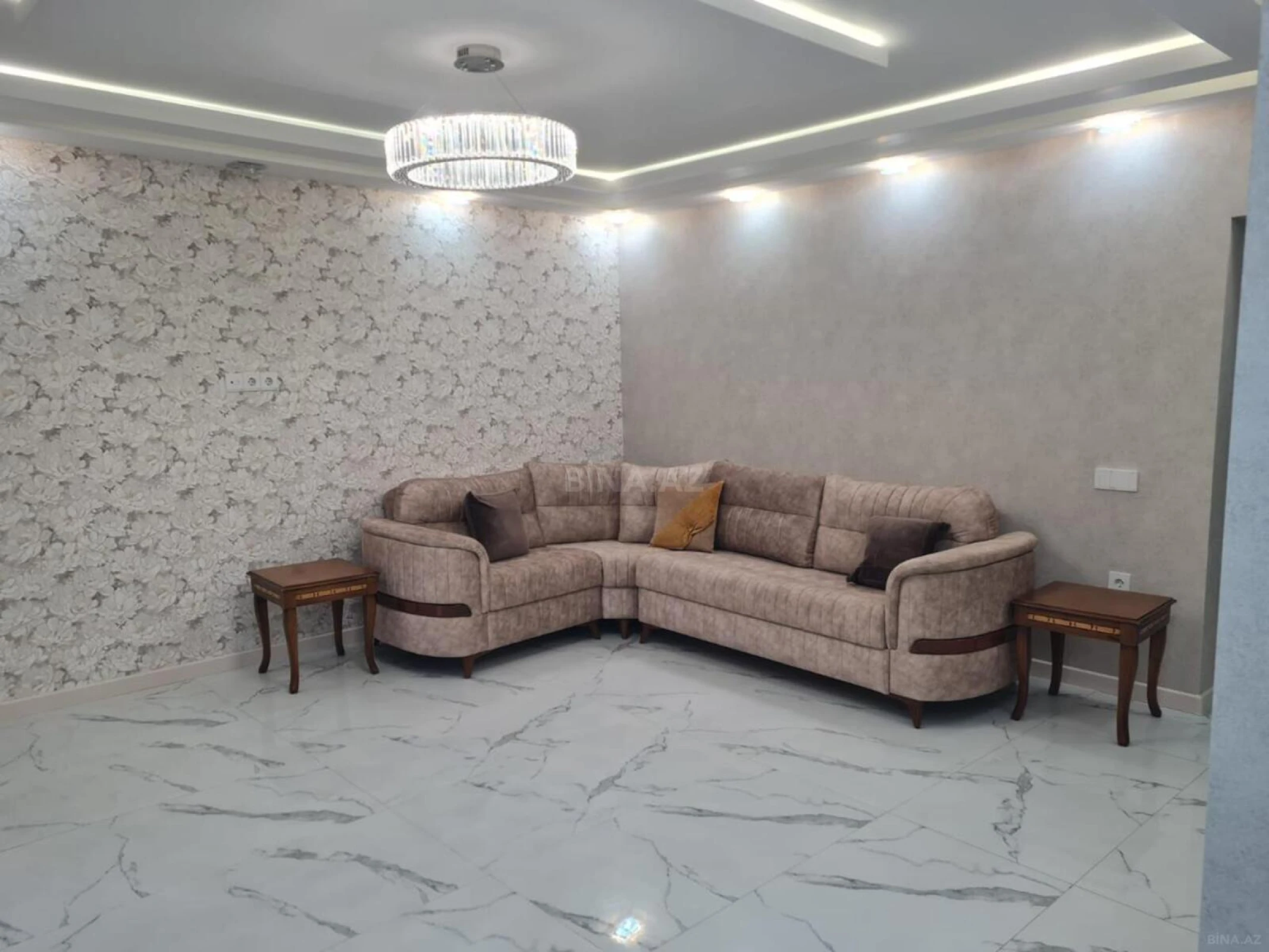 Satılır 3 otaqlı mənzil 80 m²