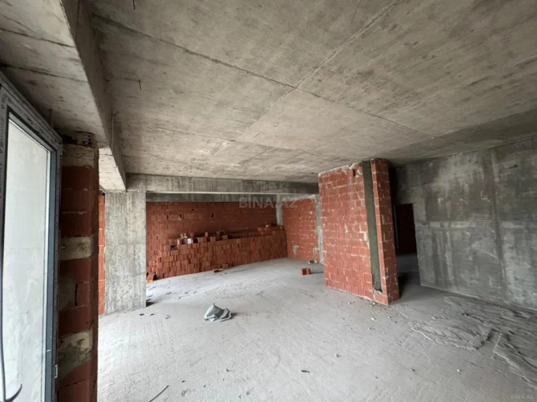 Satılır 3 otaqlı mənzil 120 m²