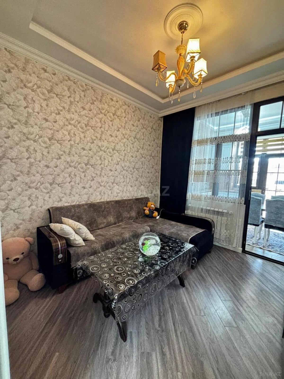 Satılır 2 otaqlı mənzil 72 m²