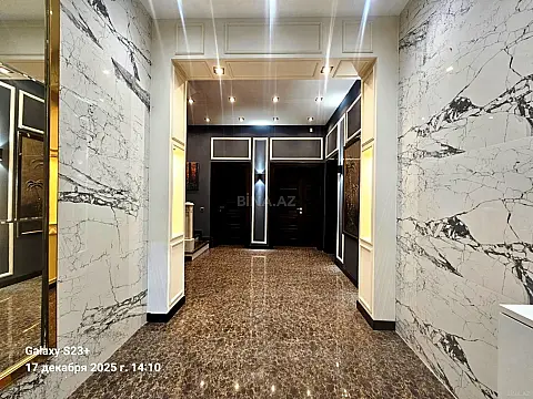 Satılır 5 otaqlı həyət evi 450 m²