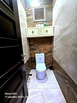 Satılır 5 otaqlı həyət evi 450 m²