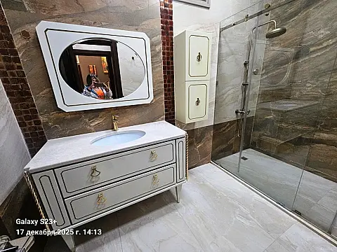 Satılır 5 otaqlı həyət evi 450 m²