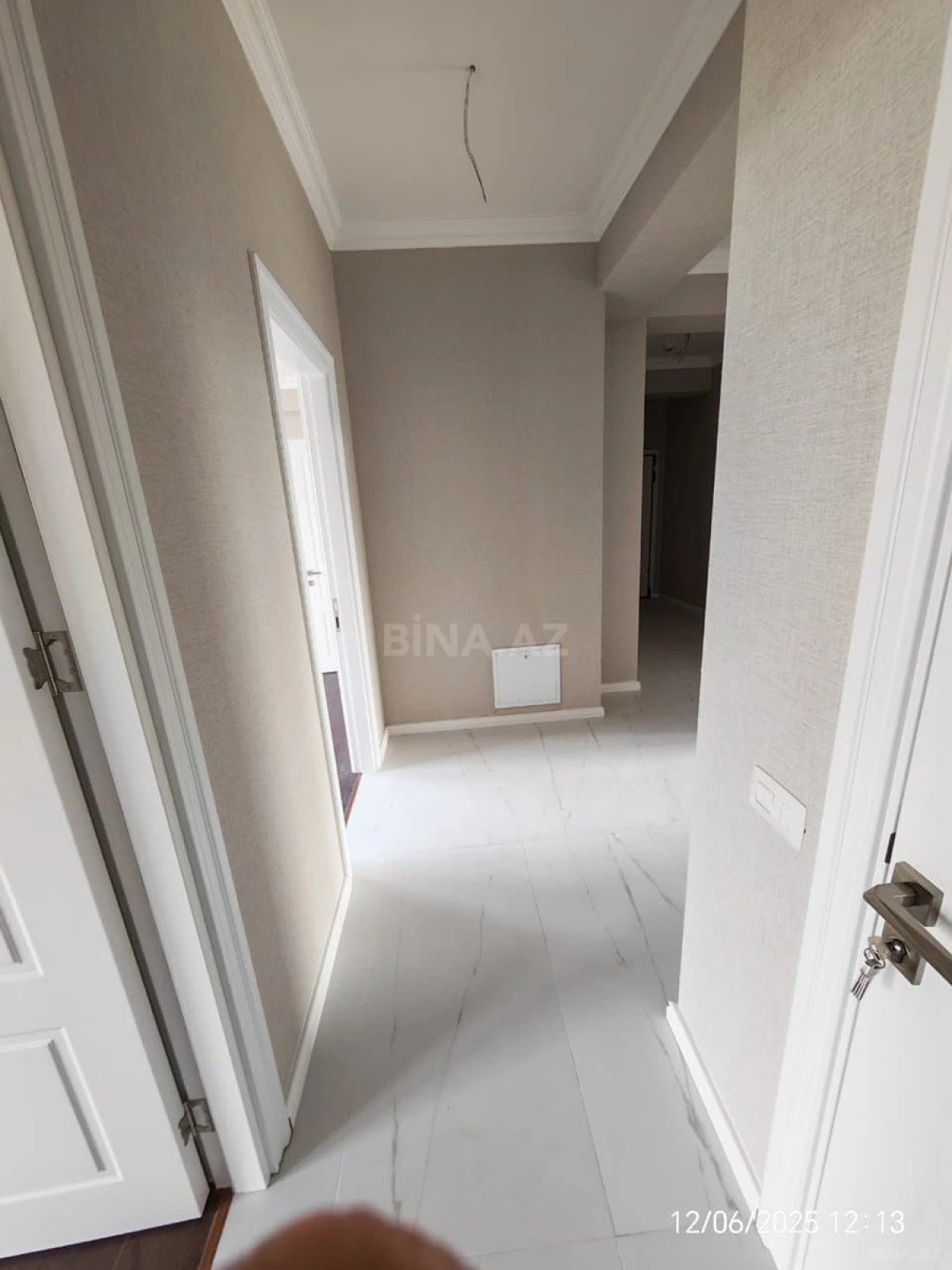 Satılır 3 otaqlı mənzil 110 m²