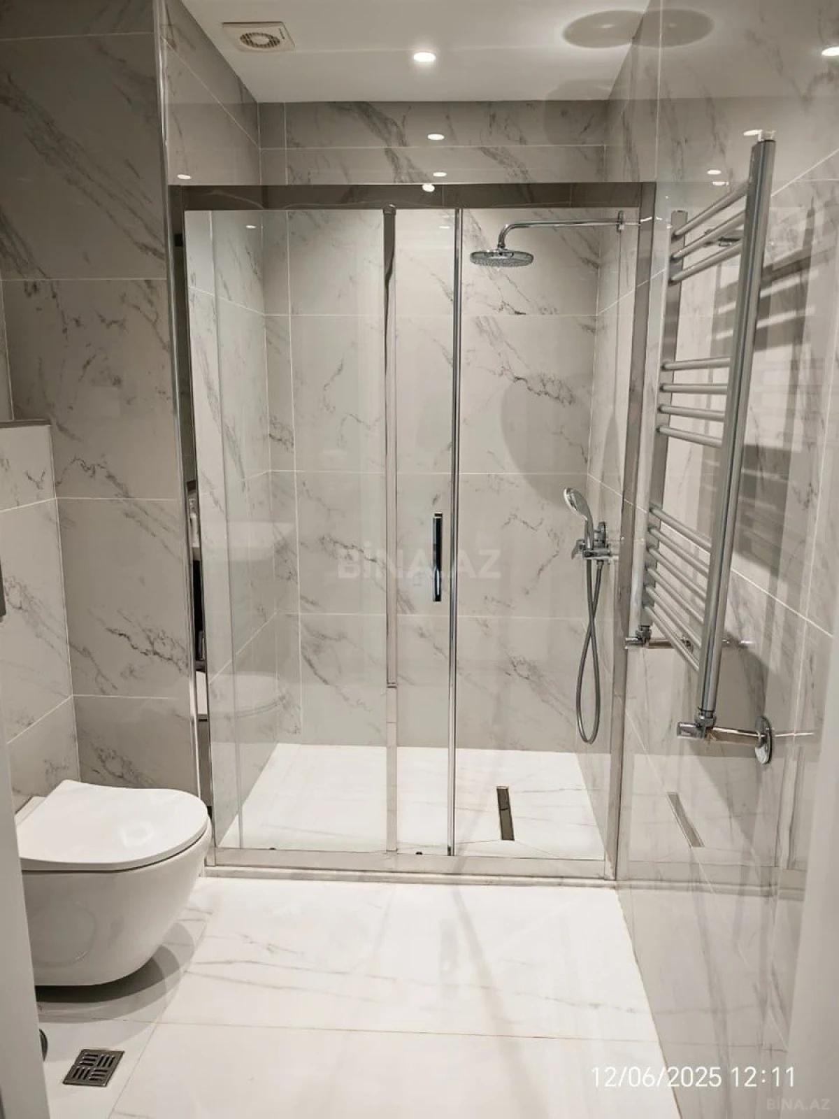 Satılır 3 otaqlı mənzil 110 m²