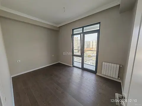 Satılır 3 otaqlı mənzil 110 m²