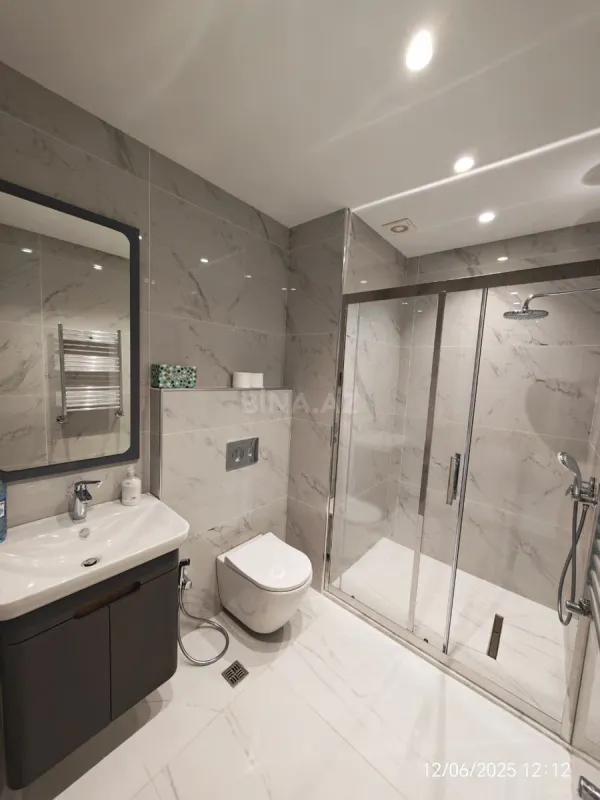 Satılır 3 otaqlı mənzil 110 m²