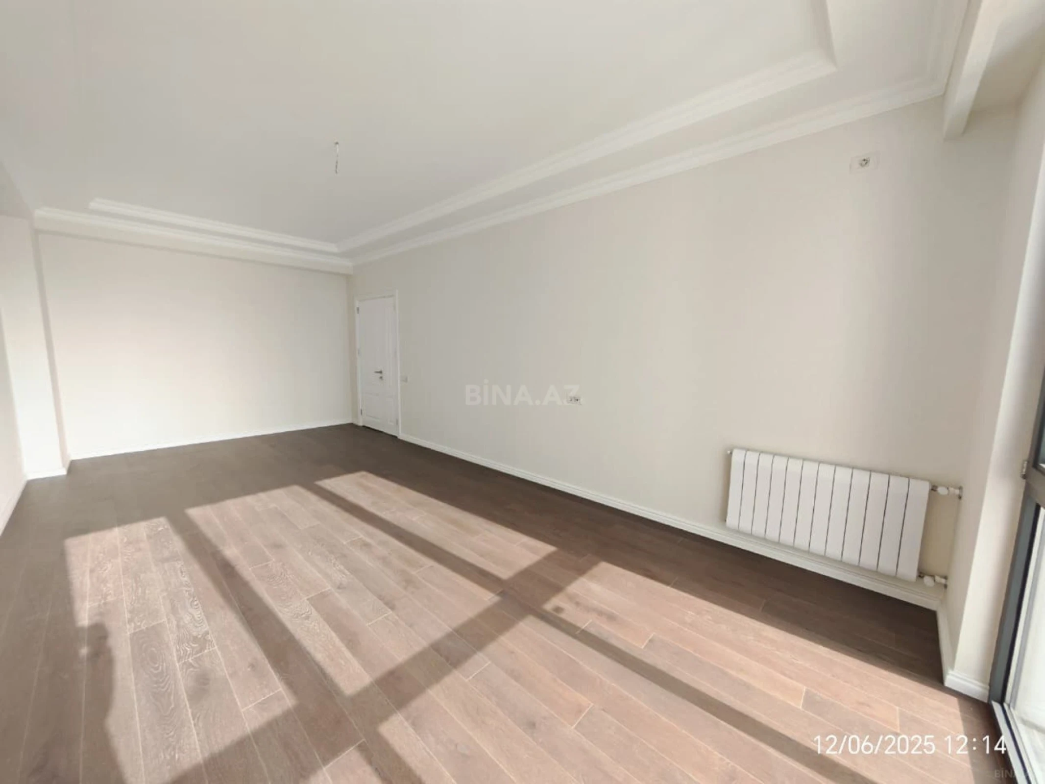Satılır 3 otaqlı mənzil 110 m²