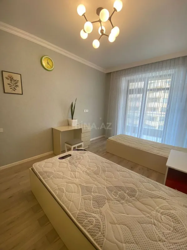 Kirayə verilir 3 otaqlı mənzil 148 m²