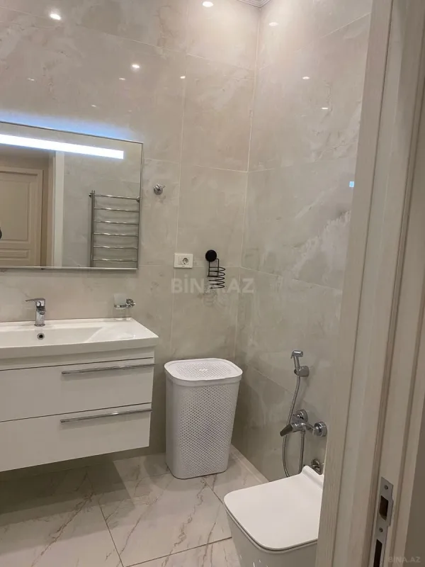 Kirayə verilir 3 otaqlı mənzil 148 m²