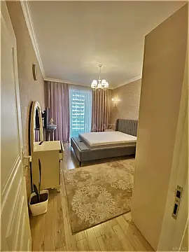 Kirayə verilir 3 otaqlı mənzil 148 m²