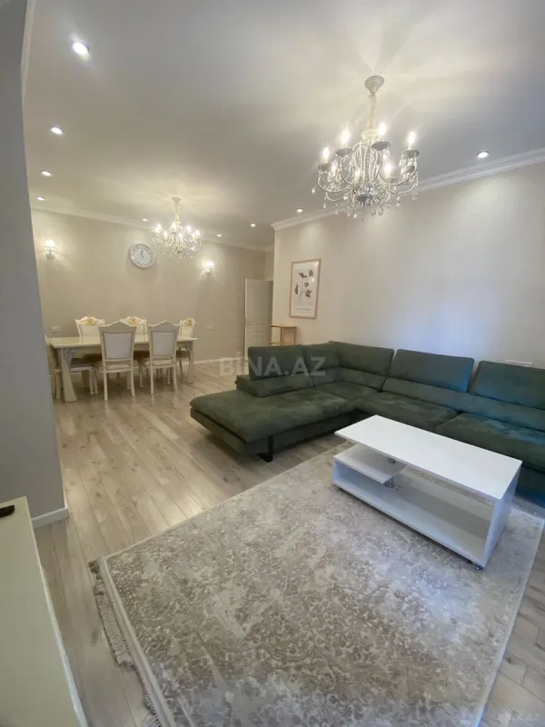 Kirayə verilir 3 otaqlı mənzil 148 m²