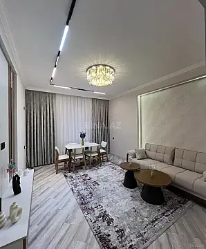 Satılır 2 otaqlı mənzil 60 m²