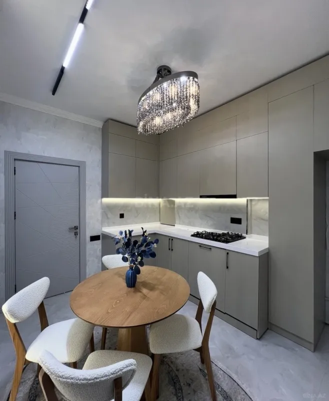 Satılır 2 otaqlı mənzil 60 m²