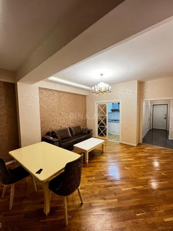 Satılır 2 otaqlı mənzil 75 m²