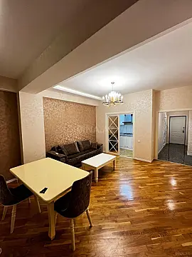 Satılır 2 otaqlı mənzil 75 m²